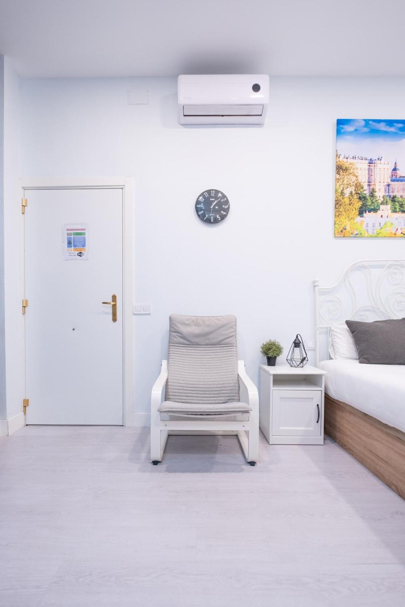 Abc Apartments Madrid Luaran gambar