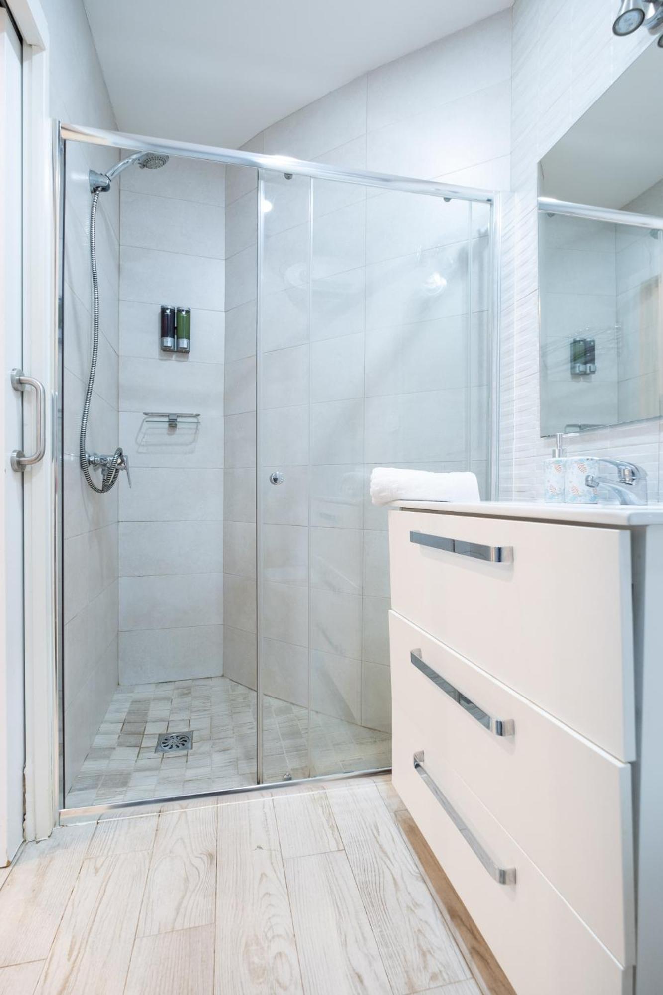 Abc Apartments Madrid Luaran gambar